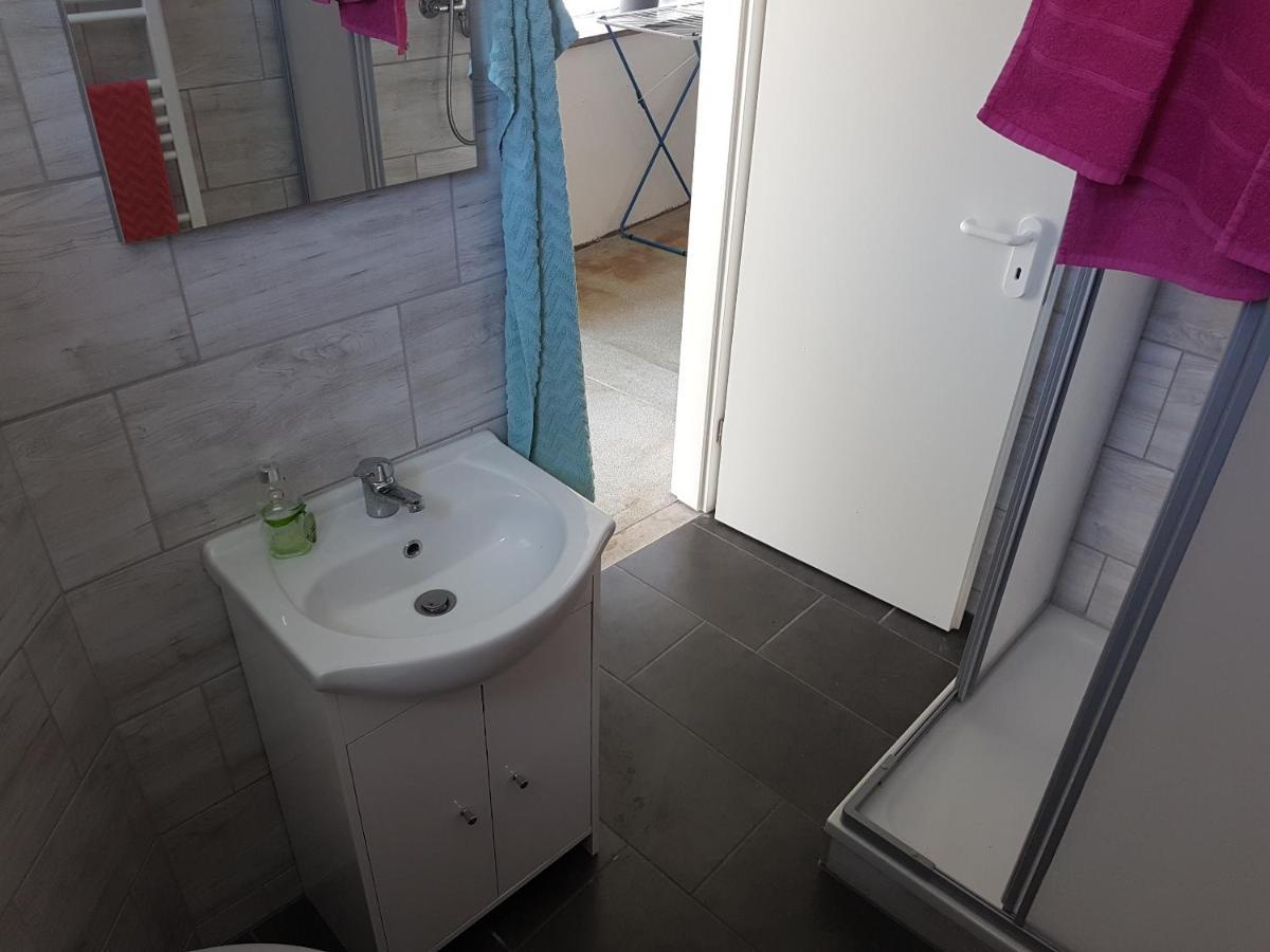 Einraum-Ferienwohnung 46M2 Eisenhuettenstadt-Diehlo Екстер'єр фото